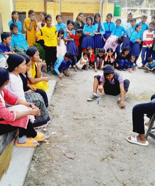 प्रजा जागृतीका बिधार्थीद्वारा जनचेतना मुलक नाटक प्रदर्शन