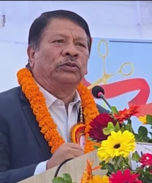 पालिकाको प्रशासनिक भवन शिलान्यासको लागि उपप्रधानमन्त्री सिंह मनहरी आउँदै