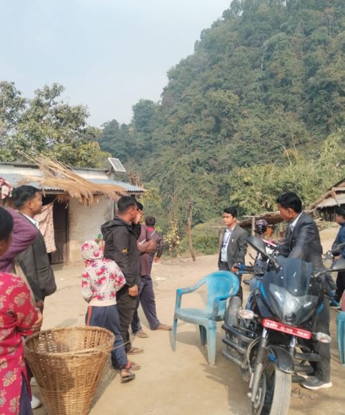 एसईई परीक्षा नजिकिदै गर्दा बिधालयद्वारा घरदैलो अभियान थालनी